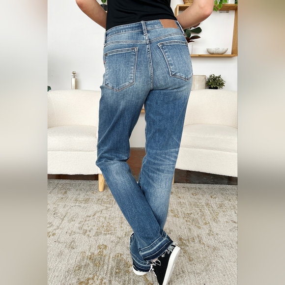 New Arrival!! Judy Blue Full Size Mid Rise Release Hem Jeans - Picture 13 of 16